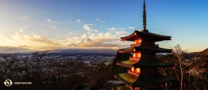 Under tiden i Japan gick alla Shen Yun New York Companys medlemmar ut, inte bara ut på scenen utan också ut med sina kameror. Vi bestämde oss för att dessa bilder motiverade sin egen speciella kollektion.