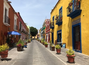 De färgstarkt målade byggnaderna i Gamla stan i Puebla matchar kulturens livfullhet. (Foto: pianist Peijong Hsieh)